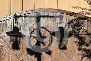 western ranch lanterns shadow barn doors