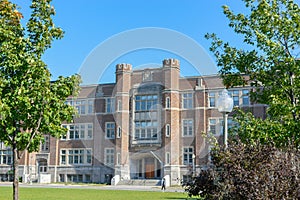 Westmount Park Elementary School building