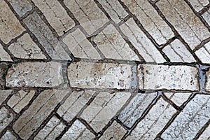 Wet paver blocks