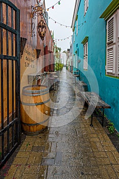 A wet walk around old alleys in Petermaai -