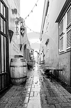 A wet walk around old alleys in Petermaai - black and whiet