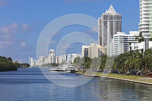 Wharf with yachts at the residentials of Miami Beach, Florida