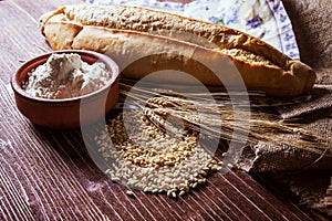 Wheat grain,flour and bread.