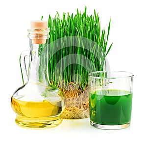 Wheatgrass juice with sprouted wheat and wheat germ oil