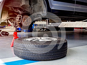 Wheel car waiting for change tires