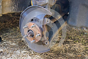 Wheel hub brake disc assembly replacement brakes in the mechanical repair service center