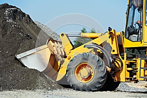 Wheel loader machine