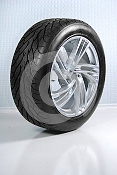 Wheel with steel rim