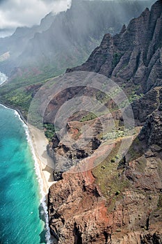 Where Mountains of the Na Pali Coast Meet the Pacific Ocean