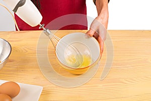 Whisking eggwhite