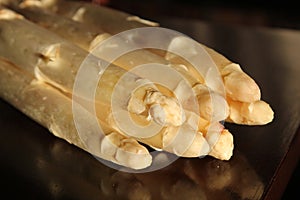 White Asparagus Paramid