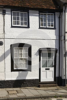 White and black cottage facade, Henley on Thames
