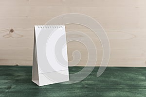 White blank paper desk spiral calendar