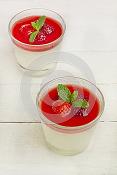 White chocolate panna cotta