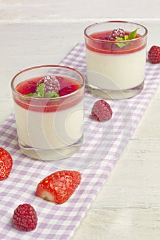 White chocolate panna cotta