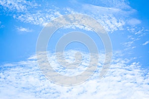 white cloud and blue sky background image.