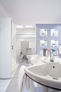 White contemporary bathroom interior