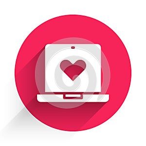 White Dating app online laptop concept icon isolated with long shadow. Female male profile flat design. Couple match for