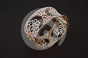 white diamond gold plated wedding bracelet bangle for women.old bangle for a valentine gift
