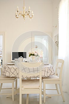 White dining room table