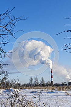 White emissions to atmosphere from power plant chimney