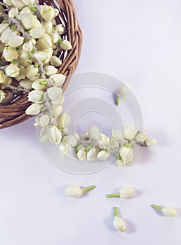 White flower garland