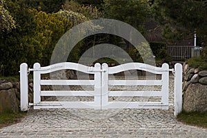 White gate photo