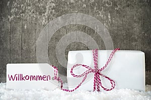 White Gift, Snow, Label, Willkommen Means Welcome