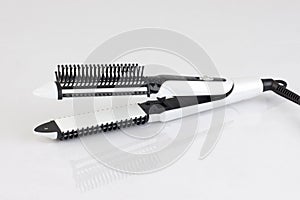 White hair straightener with comb