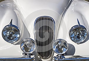 White Hood and grill with Chrome Headlamps Spot Lamps