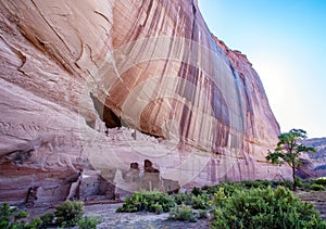 White House Ruins in Canyon de Chelly - Landscape View