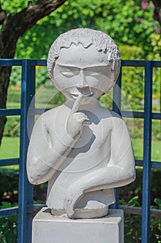 White human sculpture.