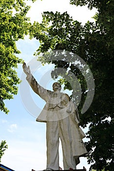 White monument of Vladimir Lenin