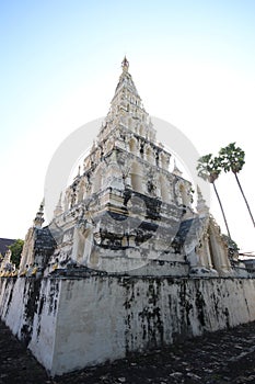 White pagoda