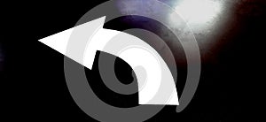 White parking arrow left turn