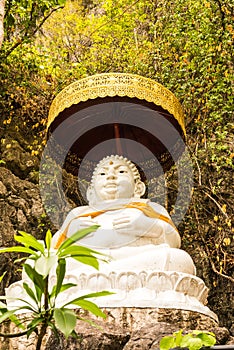 White Phra Sangkajai Statue