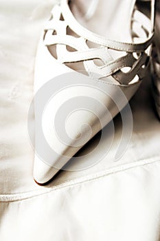 White pointed shoe