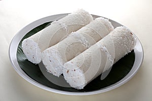 White rice Puttu