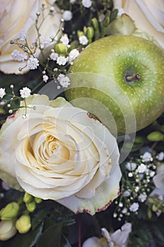 White rose and green apple
