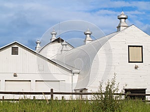 White round roof barn of classic American rural style