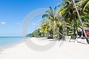 White sand beach in Koh Chang photo