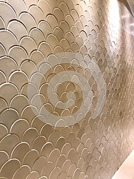 The white seamless texture on a wall. Wavy tiles background. Modern interior wall decoration. 3D Vector interior wall panel patter