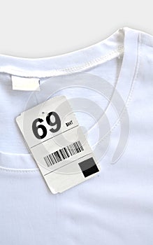 White t shirt with price tag