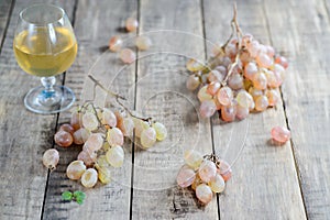 White table grapes on a rustic background