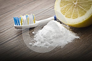 White teeth with lemon and baking soda