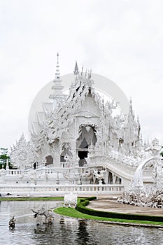 White Temple in Chiang Rai,Thailand photo