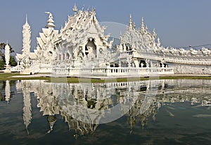 White Temple in Chiang Rai, Thailand photo