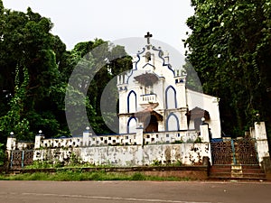 A white washed old church in Goa