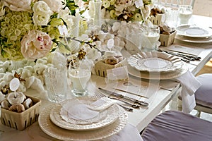 Blanco boda banquete mesa donas 