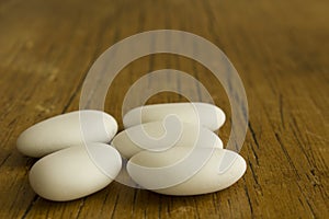 White wedding comfits